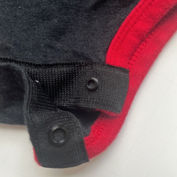 Vintage Air Jordan Infant Woven Graphic Onesie Bodysuit Back & Red For Newborn - Picture 3 of 3